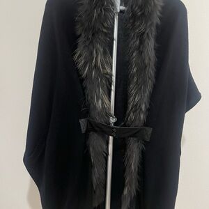 ADRIENNE LANDAU Wool Blend Cape style with armholes and Raccoon Fur Trim